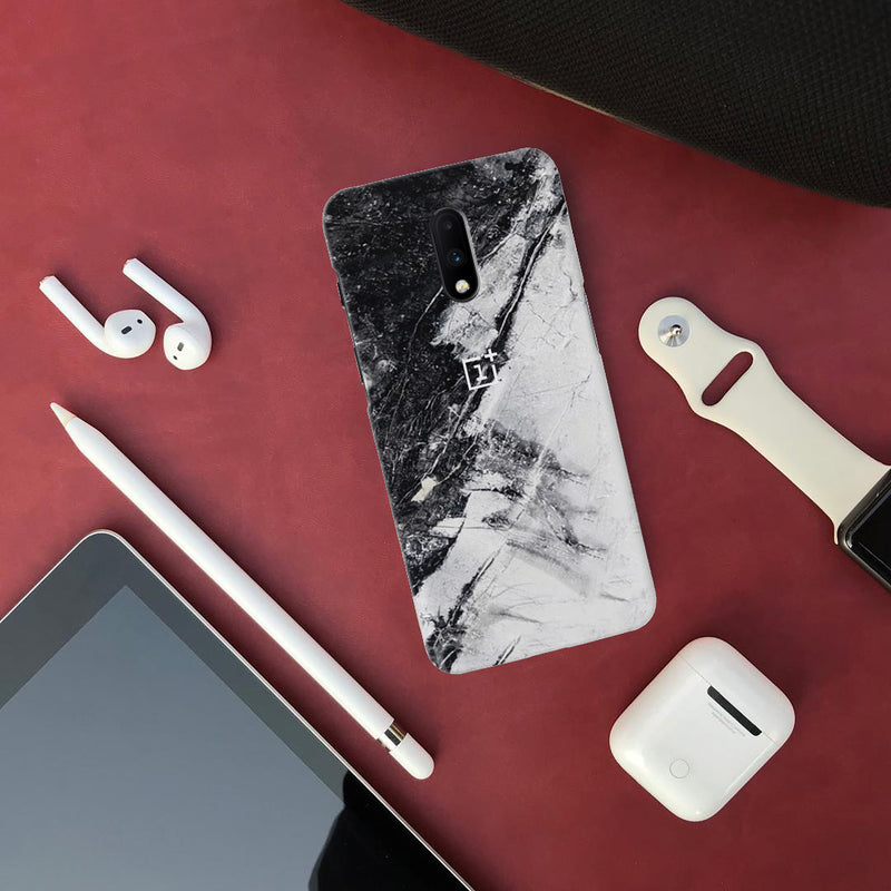 Oneplus 7 Black Cloud Marble Pattern