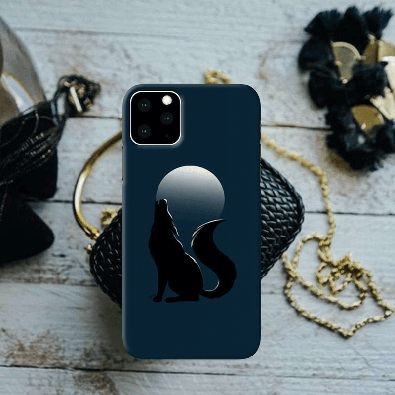 Wolf howling Printed Slim Cases and Cover for iPhone 11 Pro