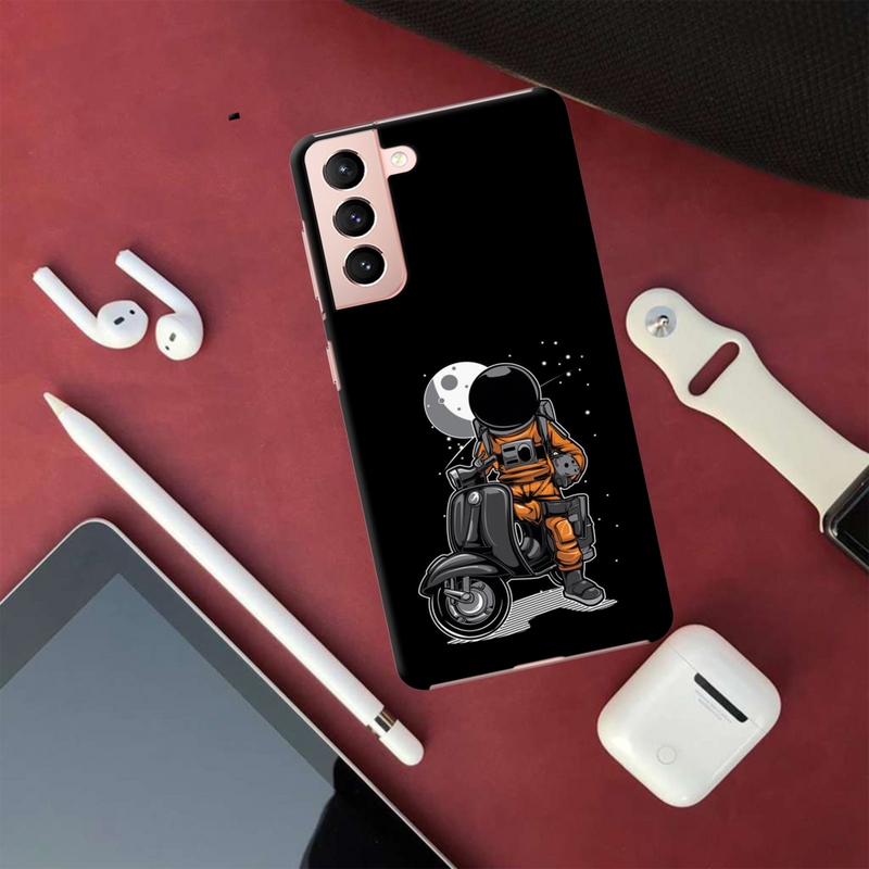 Galaxy S21 Plus Astronaut scooter cases